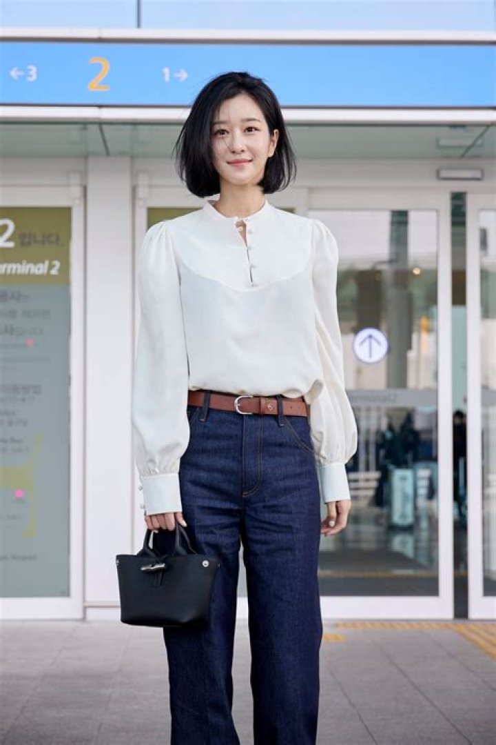 12 Things About Seo YeaJi, The "It's Okay To Not Be Okay" Lead Actress