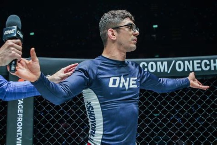 🥊 Gabriel Rosado Explains How, Why He Will Beat Lemieux in Brooklyn