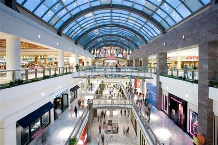 14 Biggest Malls in America That Shopaholics Will Love Page 4 BiggestVerse