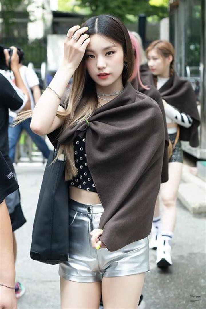 190816 Yeji r/ITZY