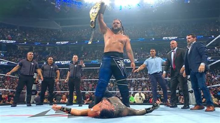 5 Things WWE subtly told us on RAW 2Time Champions tease heel turn
