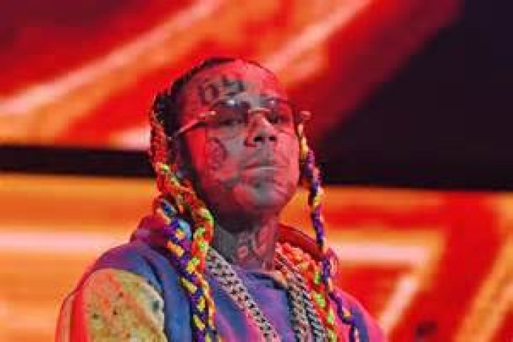 6ix9ine Teases New Music, Gets The Okay From Judge To Film Videos iHeart