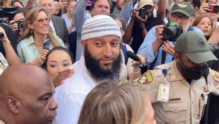 Adnan Syed Subject of hit podcast Serial cries in court after ex