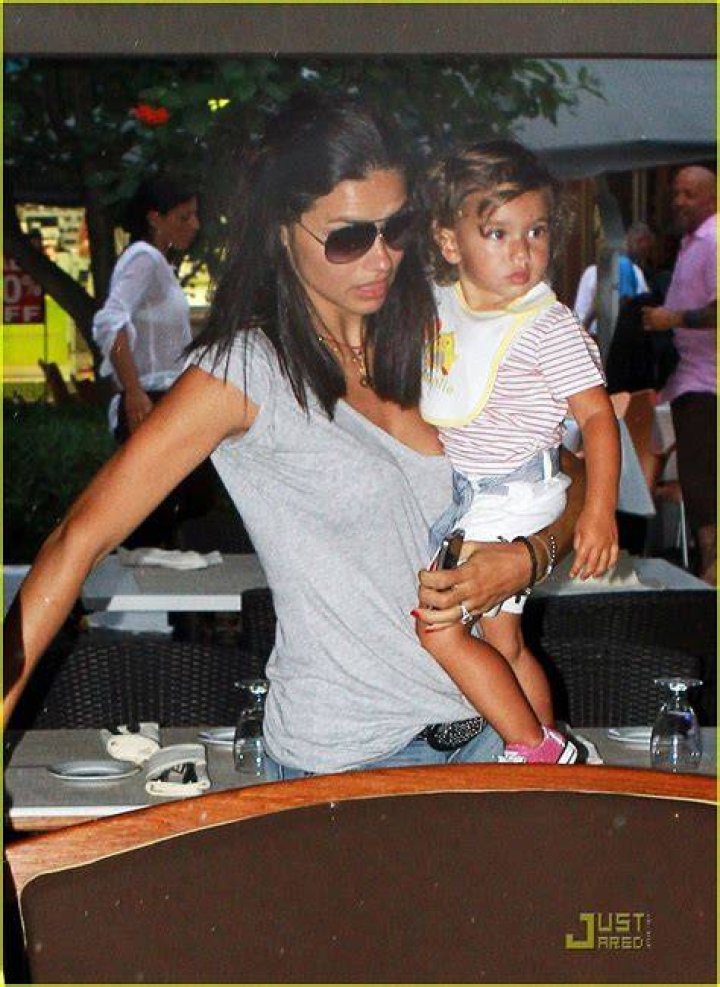 Adriana Lima Family Fun in Miami! Photo 2566925 Adriana Lima