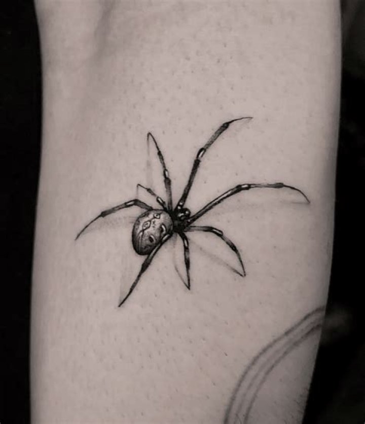Aggregate 76+ black widow hand tattoo