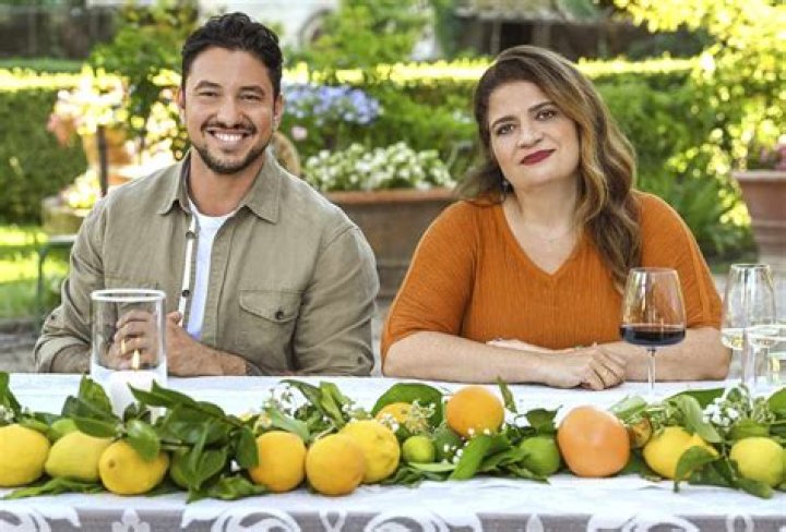 Alex Guarnaschelli on cooking with her 11yrold Inquirer Entertainment
