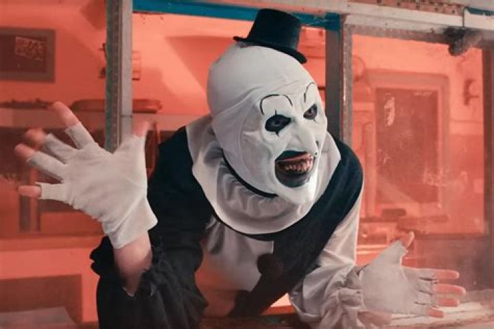 All About the Clown Horror Movie That's Making People Pass Out, Vomit