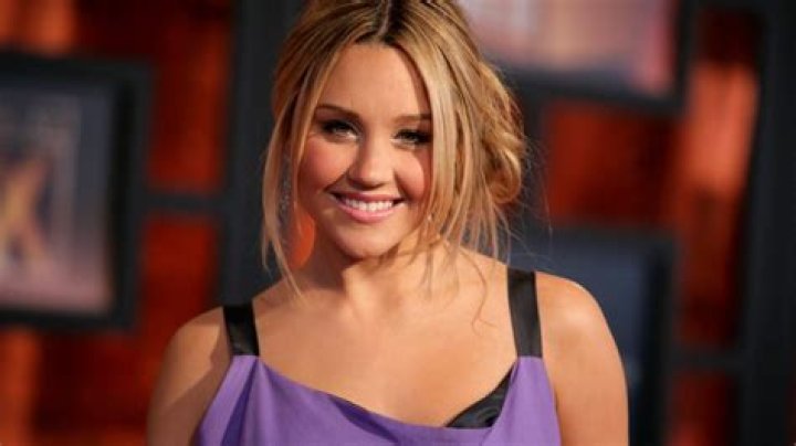 all new pix1 Amanda Bynes Wallpaper Hd