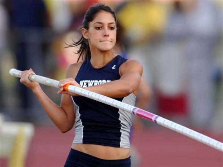 Allison Stokke