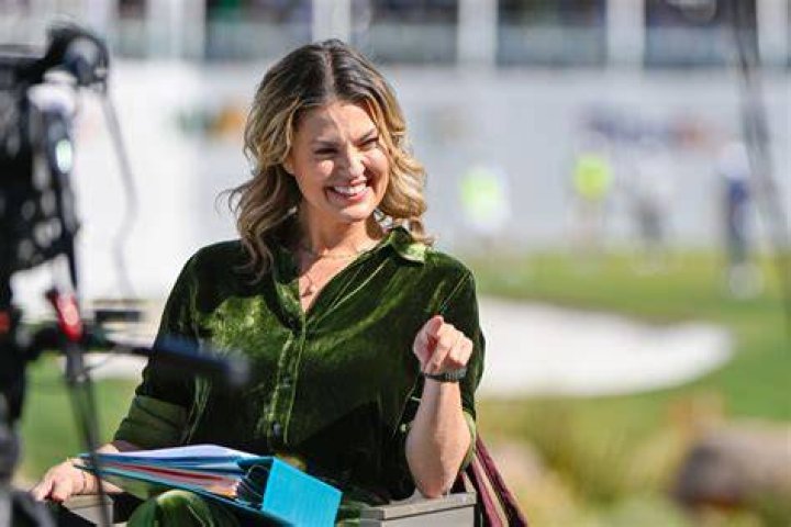 Amanda Balionis de la CBS WikiBio Salario, Edad, Casado, Padres