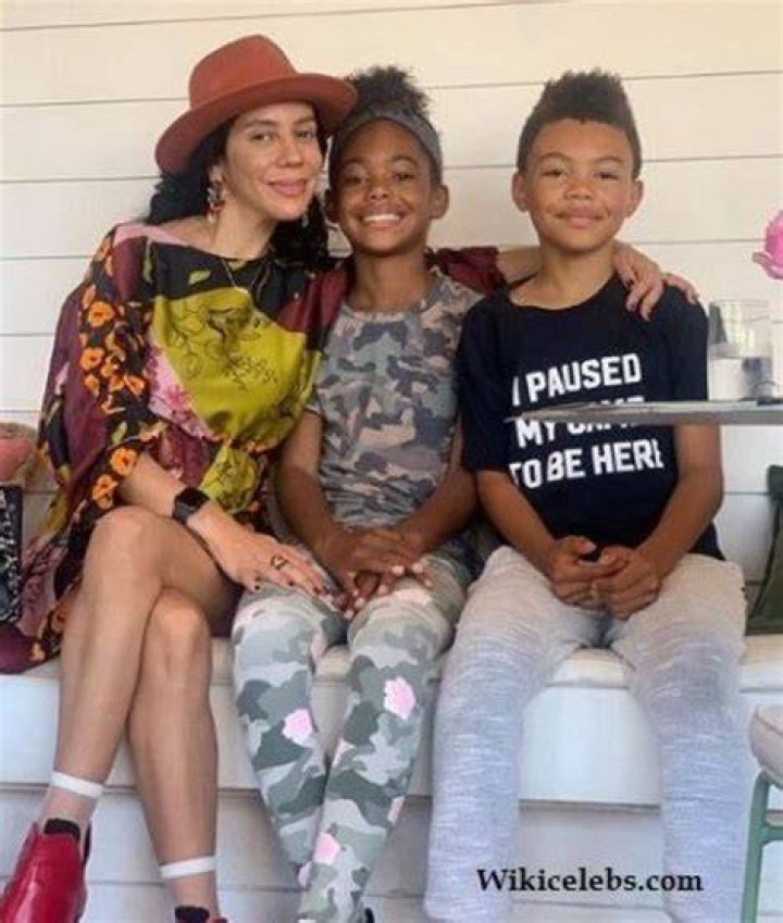 Amanza Smith Age, Height, Wikipedia, Husband, Net Worth 2023