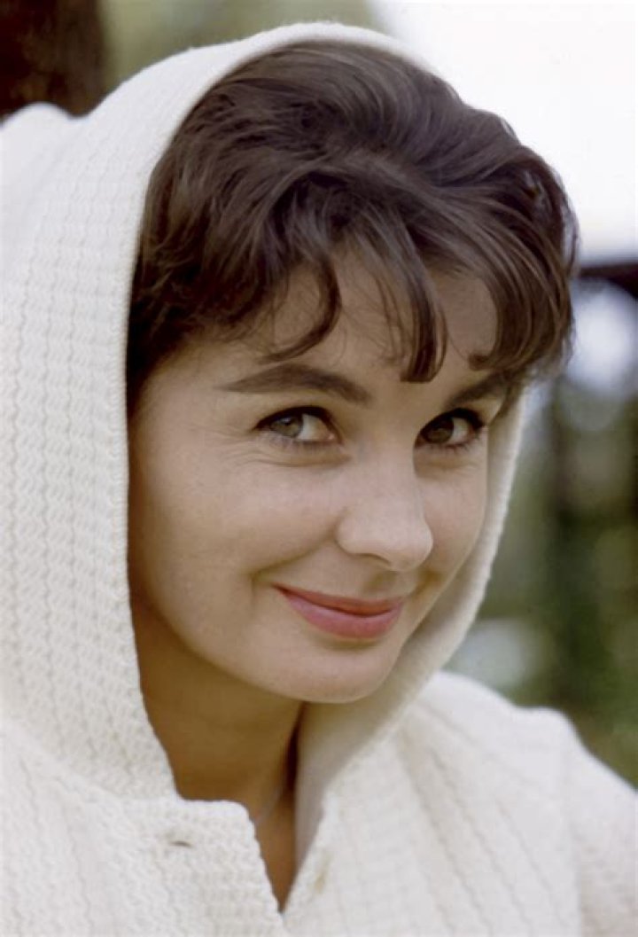 Amazing of Jean Simmons HD phone wallpaper Pxfuel