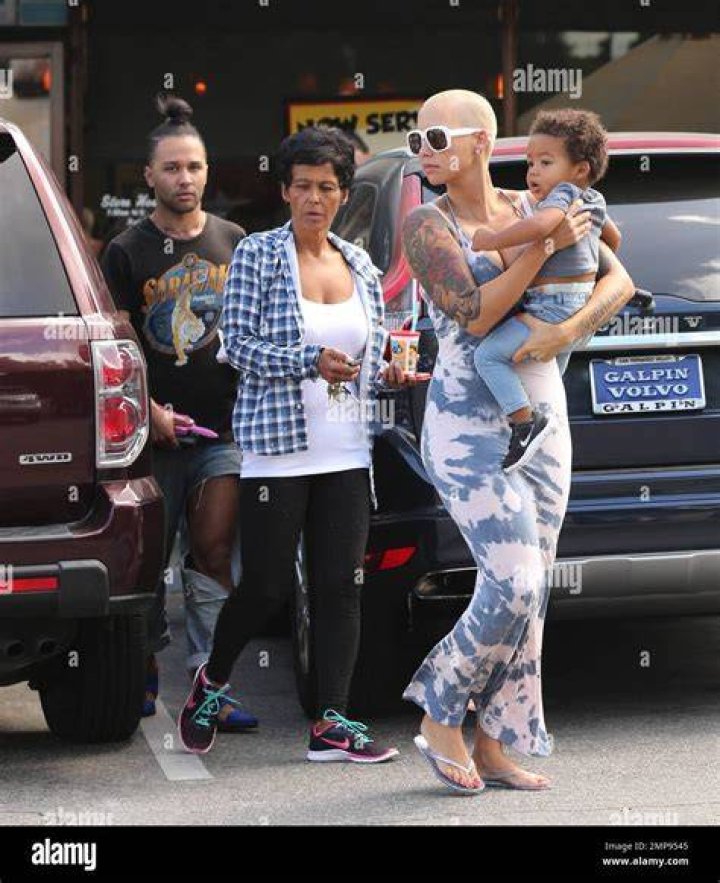 Amber Rose family in detail boyfriend, exhusband, son, parents