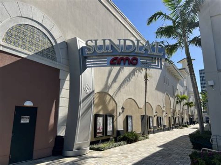 AMC Sundial 12 in St. Petersburg, FL Cinema Treasures