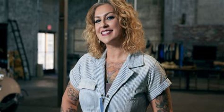 American Pickers star Danielle Colby's daughter Memphis, 21, stuns in