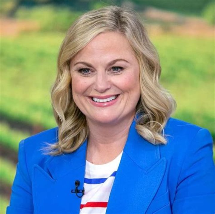 Amy Sweezey Net Worth, Salary, Age, Height, Bio, Family, Career
