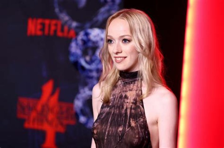 Amybeth McNulty 05/17/2022 &bull; CelebMafia