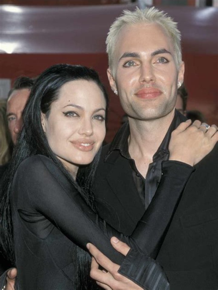 Angelina Jolie&rsquo;s Oscar Kiss With Brother James Haven Turns 21 Us Weekly