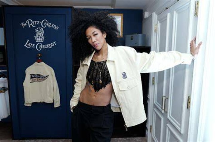 Aoki Lee Simmons Net Worth A Rising Star's Wealth