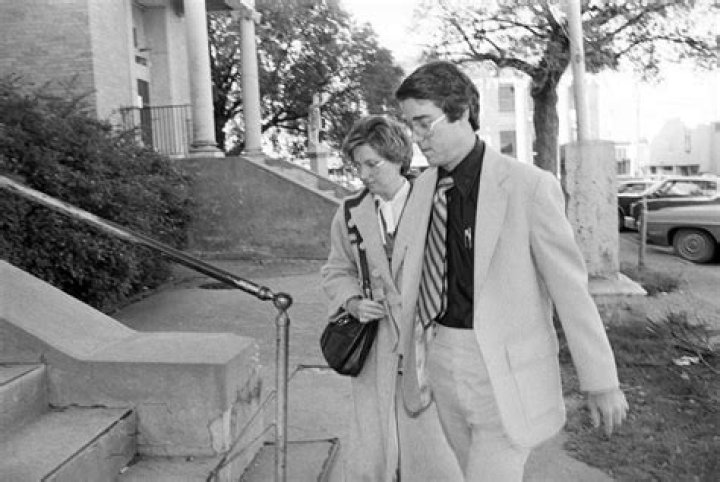 Are Candy Montgomery and Pat Montgomery Still Married?