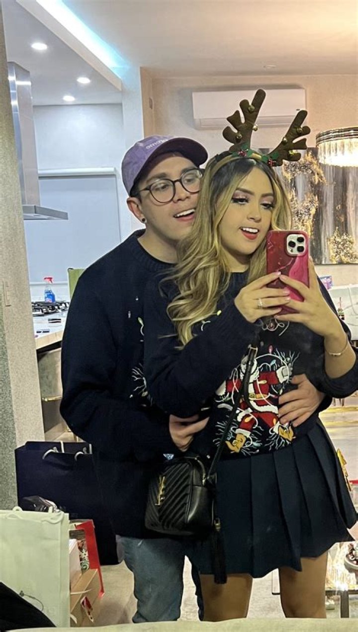 AriGameplays adelanta a Cristinini y se convierte en la n&uacute;mero 1 de Twitch hispanohablante