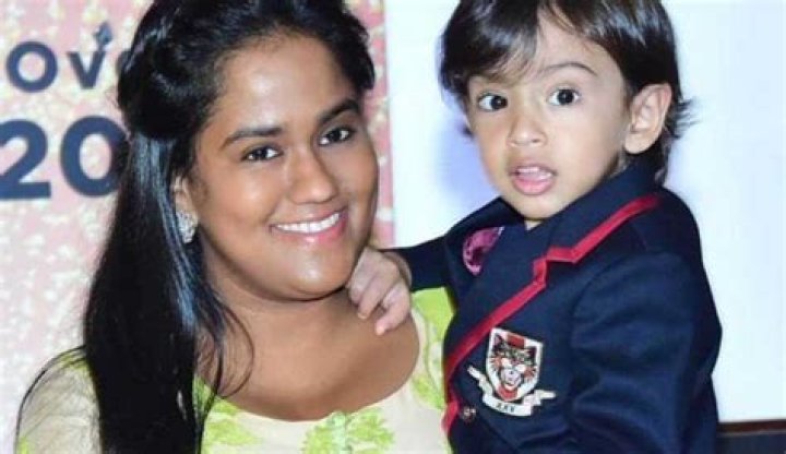 Arpita Khan Wiki, Biography, Age, Husband, Images wikimylinks