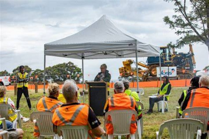 Artie Smith Oval Redevelopment, Bomaderry Joss Group