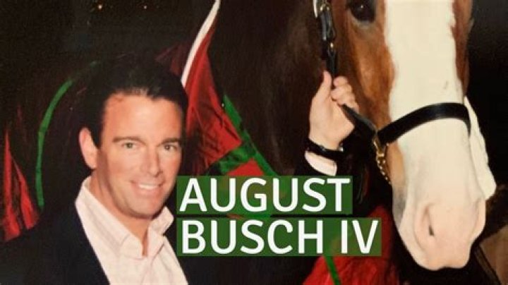 August Busch IV arrives at court in St. Louis for Katz v AB trial today