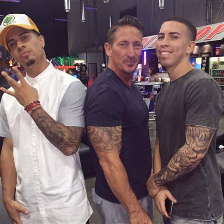Austin Mcbroom Parents Austin Mcbroom Bio Net Worth Ace Family Nba