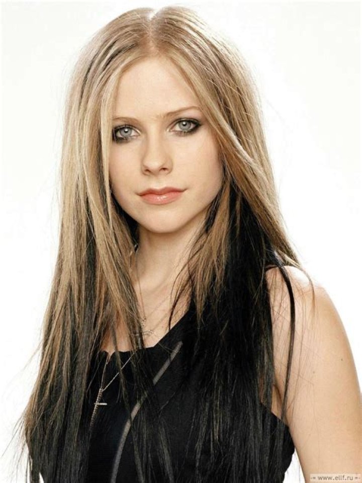 Avril Lovely Lavigne Avril Lavigne Photo (23496535) Fanpop