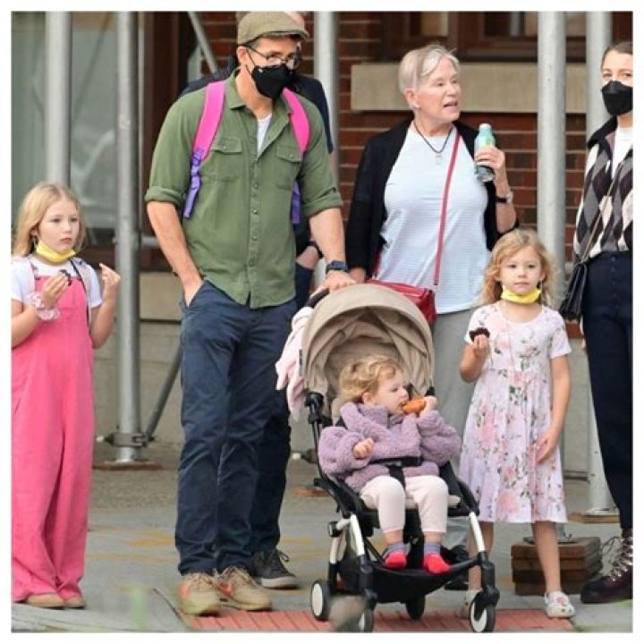 Blake Lively, Ryan Reynolds&rsquo; Children Know Their Parent's are Actors