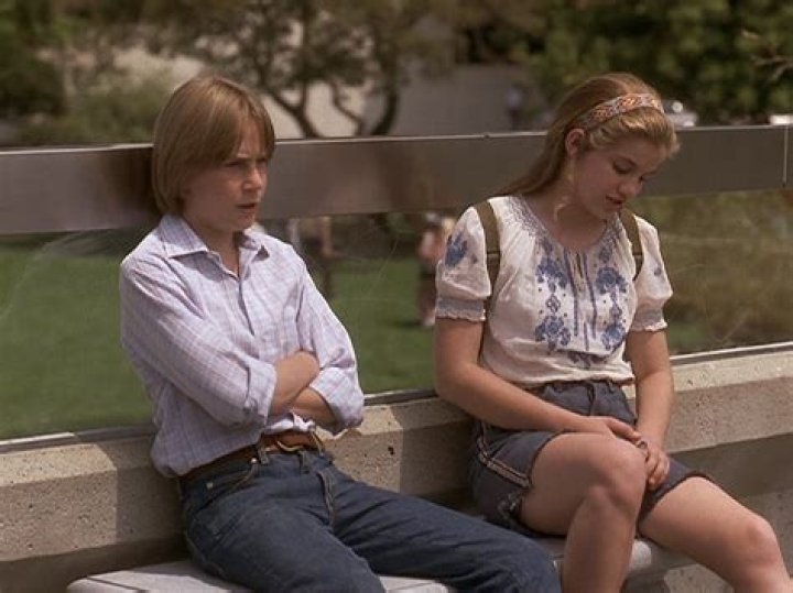BoyRoyRose ANNA CHLUMSKY