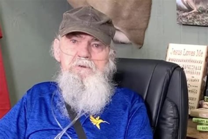 Breaking News Did Si Robertson Somehow Dodge Death? Unveiling the