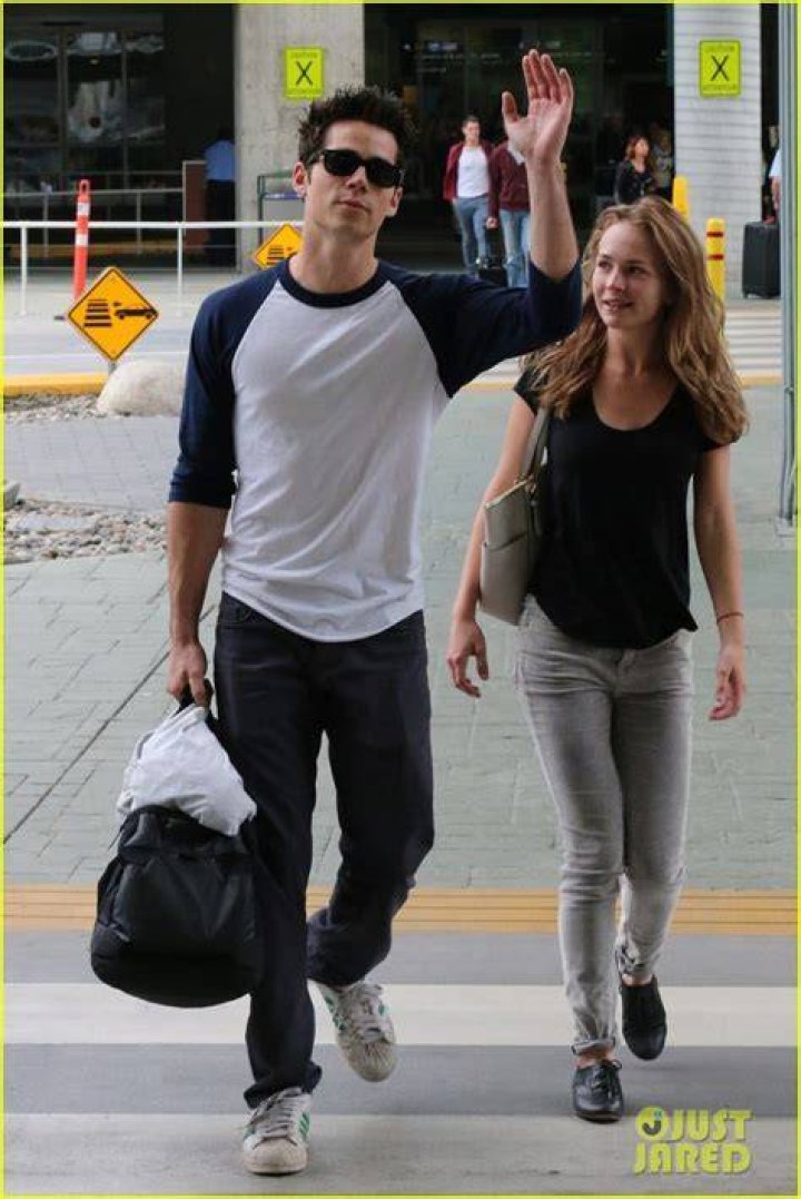 britt robertson, dylan obrien and married image 2600762 on