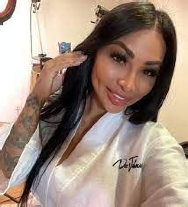 Brittanya Razavi on Instagram &ldquo;I smile, so you smile back. ☺️ ️&rdquo;