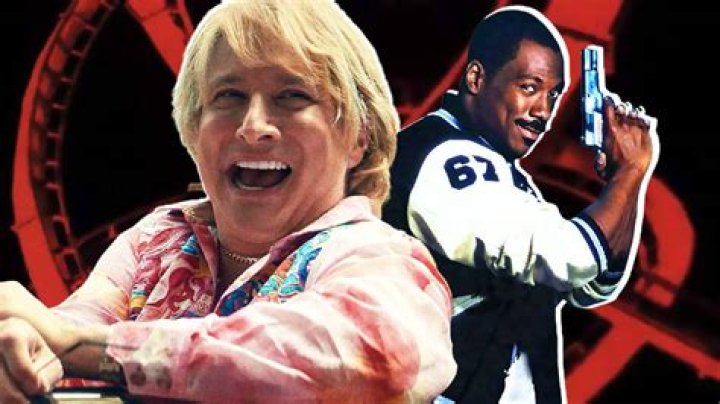 Bronson Pinchot Details Improvised Scene with Eddie Murphy in Beverly