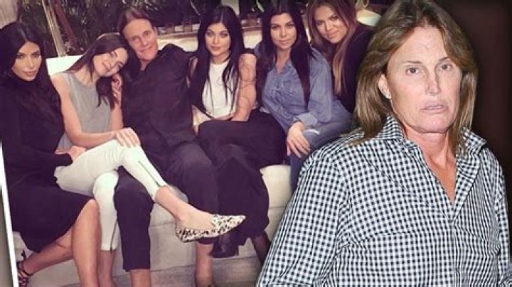 Bruce Jenner Announces Transition To Daughters In 'KUWTK' Episode The Family Photo