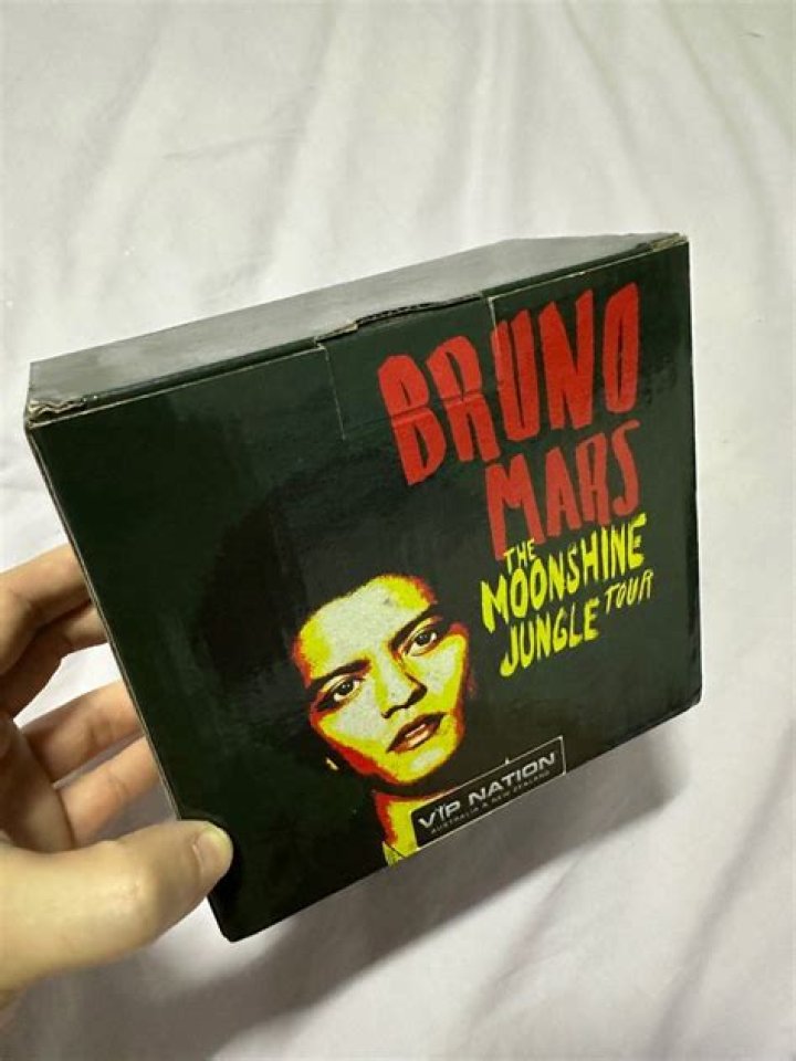 Bruno Mars The Moonshine Jungle Tour in Manila Bruno Mars. Artist