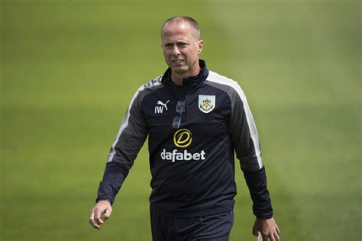 Burnley confirm assistant manager is one of the six people connected to Premier League clubs to