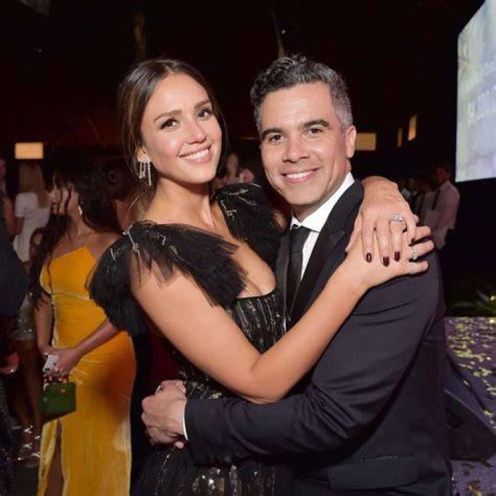 Cash Warren biography, father, net worth, siblings, family Kemi
