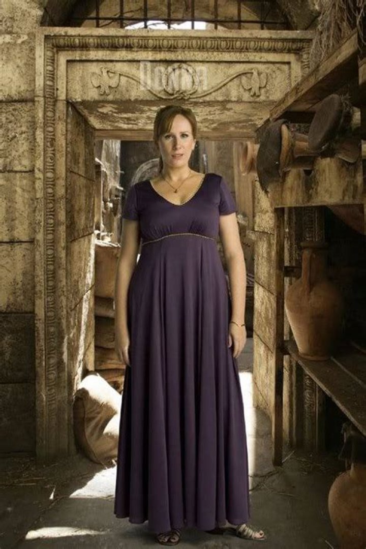 Catherine Tate measurements, bio, height, weight, shoe and bra size
