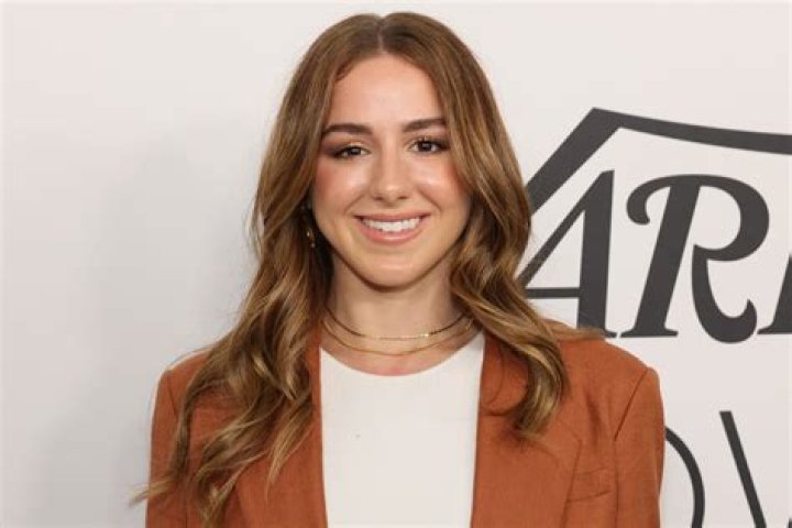 Chloe Lukasiak's Girlfriend Brooklinn Khoury's Lip Surgery Journey Life & Style