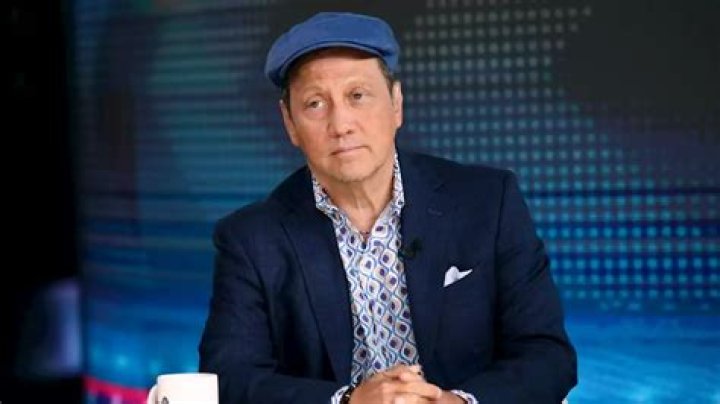 Comedian Rob Schneider cancels trip to Canada over Nazi fiasco