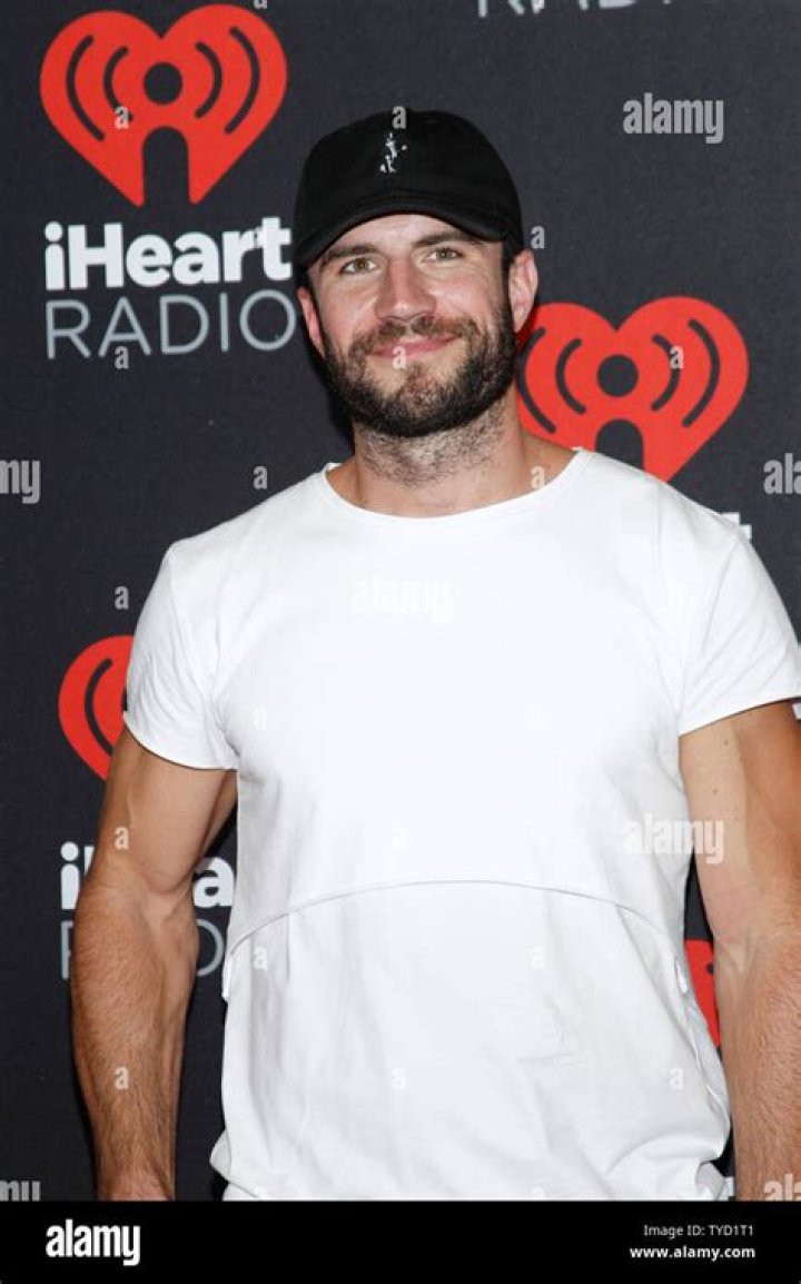 Country Singer Sam Hunt's Pregnant Wife Files For Divorce Claims He's