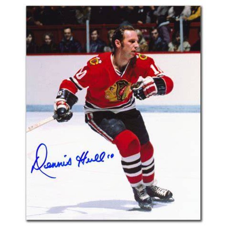 Dennis Hull Chicago Blackhawks Autographed 8x10 Photo