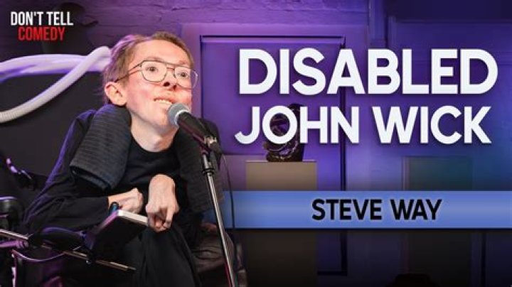 Disabled Comedian Steve Lee Breaks Down Stereotypes Through Jokes
