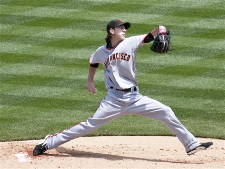Does Tim Lincecum have any “Freak” left to be Rangers closer, san