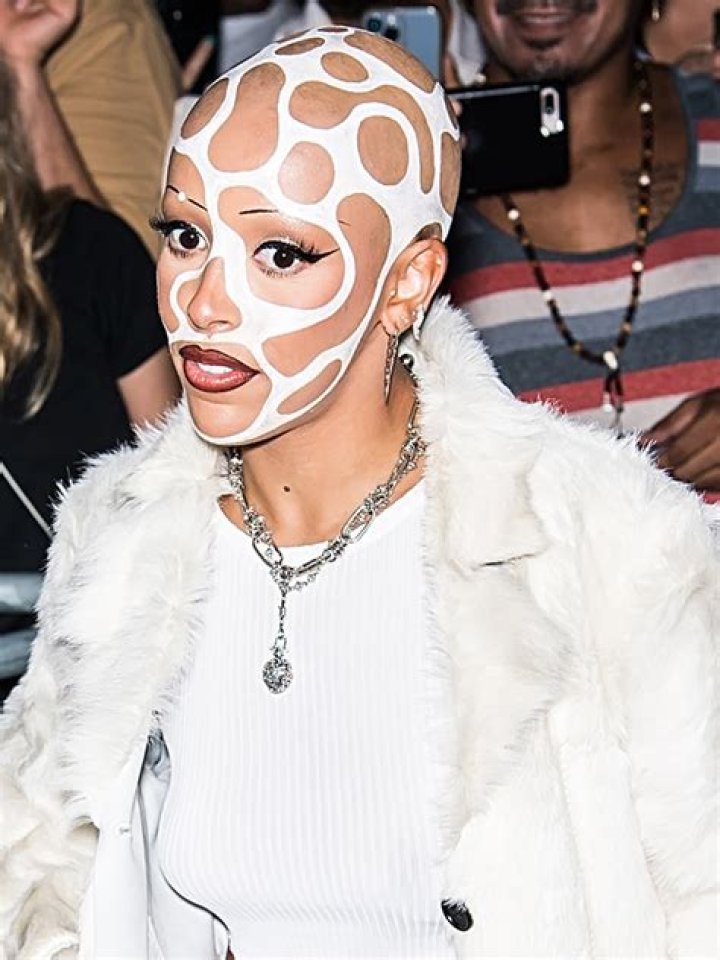 Doja Cat Rocks White Facepaint On Her Shaved Head For NYFW Show