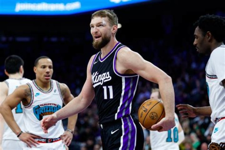 Domantas Sabonis Bio Kings & Net Worth [2024 Update] Players Bio