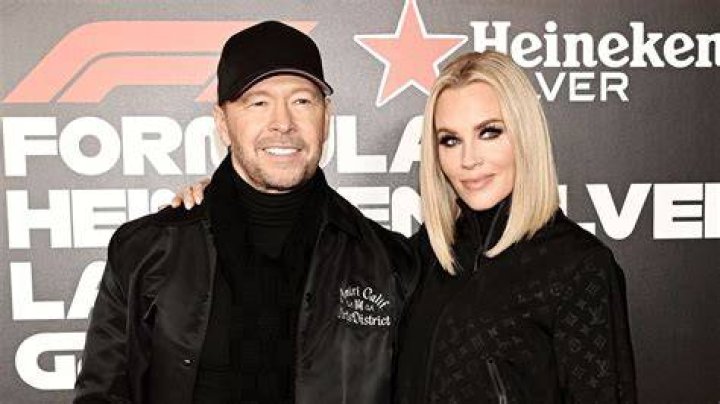 Donnie Wahlberg and wife finalize divorce NY Daily News